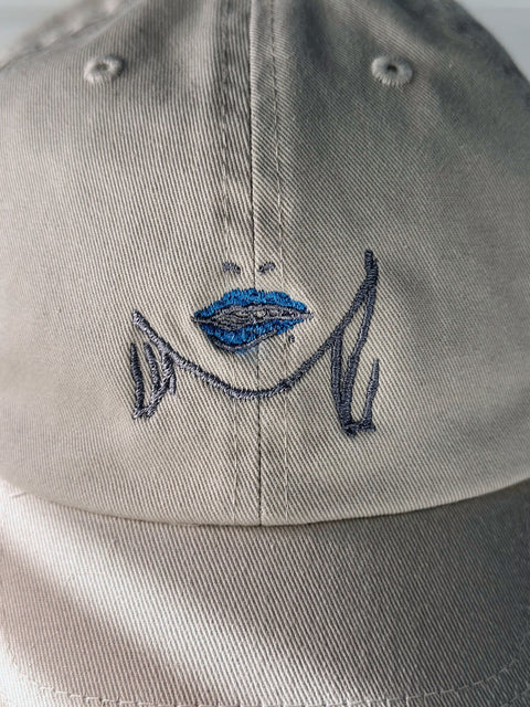 sold out - itabamoe '' Lips '' CAP