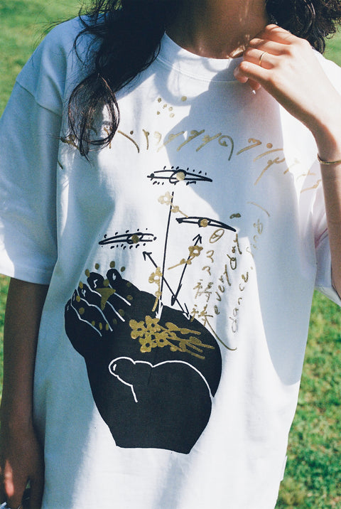 HIBI-BI TOTO T-Shirt  by 大岡弘晃